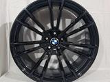 7050 BMW M5 R20 9, 5J 5x112 ET35 ЦО66, 6 Gloss Black за 420 000 тг. в Алматы
