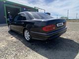Mercedes-Benz E 320 1998 года за 2 500 000 тг. в Астана – фото 4