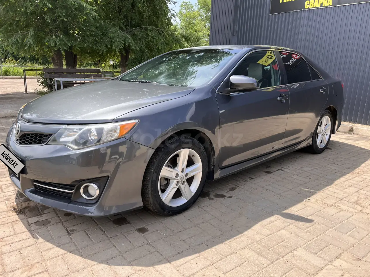 Toyota Camry, 2012
