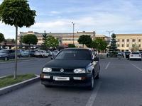 Volkswagen Golf 1995 годаүшін1 500 000 тг. в Тараз