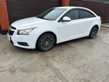 Chevrolet Cruze 2012 года за 3 600 000 тг. в Атырау – фото 2