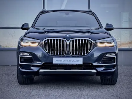 BMW X5 2018 года за 29 950 000 тг. в Усть-Каменогорск – фото 2