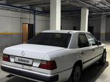 Mercedes-Benz E 260 1988 года за 1 200 000 тг. в Алматы – фото 2