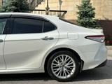 Toyota Camry 2020 годаүшін15 600 000 тг. в Шымкент – фото 5
