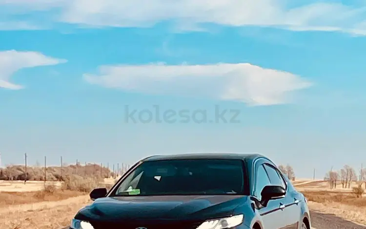 Toyota Camry 2019 года за 14 000 000 тг. в Астана