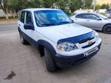 Chevrolet Niva 2020 годаүшін3 500 000 тг. в Актобе – фото 2