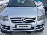 Volkswagen Touareg 2006 года за 6 500 000 тг. в Усть-Каменогорск