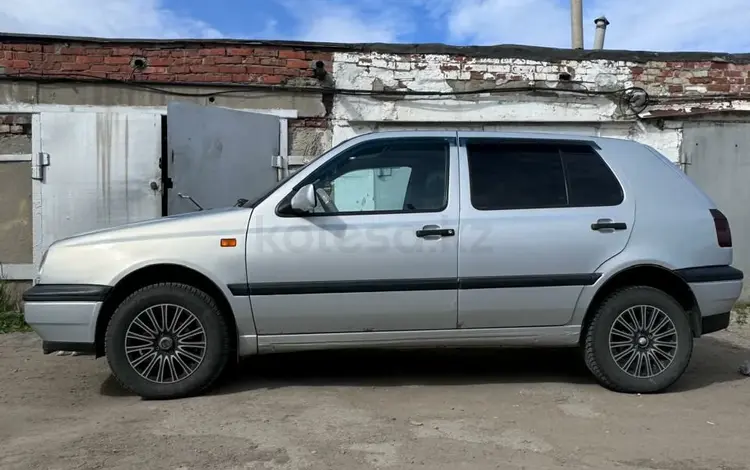 Volkswagen Golf 1994 годаfor2 400 000 тг. в Лисаковск