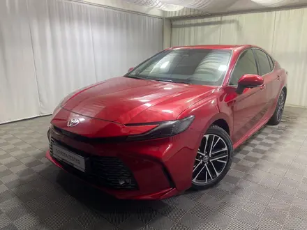 Toyota Camry Luxe 2024 года за 19 700 000 тг. в Алматы