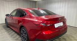 Toyota Camry Luxe 2024 года за 19 700 000 тг. в Алматы – фото 2