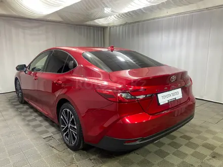 Toyota Camry Luxe 2024 года за 19 700 000 тг. в Алматы – фото 2