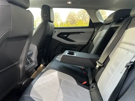 Land Rover Range Rover Evoque 2024 года за 35 100 000 тг. в Алматы – фото 17