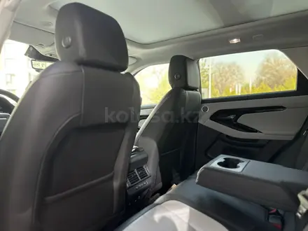Land Rover Range Rover Evoque 2024 года за 35 100 000 тг. в Алматы – фото 18