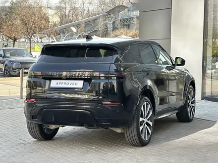 Land Rover Range Rover Evoque 2024 года за 35 100 000 тг. в Алматы – фото 4