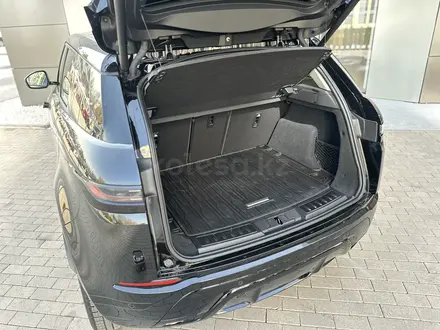 Land Rover Range Rover Evoque 2024 года за 35 100 000 тг. в Алматы – фото 9