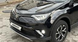 Toyota RAV4 2016 годаүшін12 500 000 тг. в Актобе – фото 2