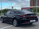 Hyundai Sonata 2019 годаүшін11 900 000 тг. в Астана – фото 3