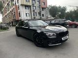 BMW 750 2014 года за 12 800 000 тг. в Алматы