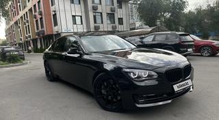 BMW 750 2014 года за 12 800 000 тг. в Алматы