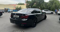 BMW 750 2014 года за 12 800 000 тг. в Алматы – фото 5