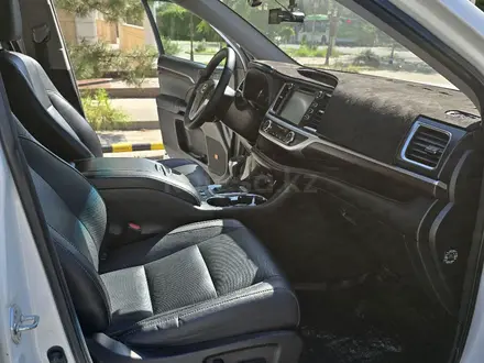 Toyota Highlander 2015 года за 16 999 999 тг. в Шымкент – фото 17
