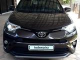 Toyota RAV4 2018 годаүшін11 300 000 тг. в Шымкент