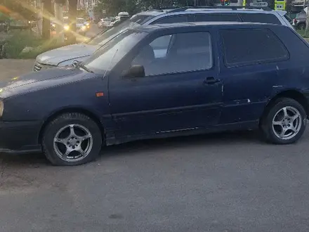 Volkswagen Golf 1993 года за 600 000 тг. в Алматы – фото 4