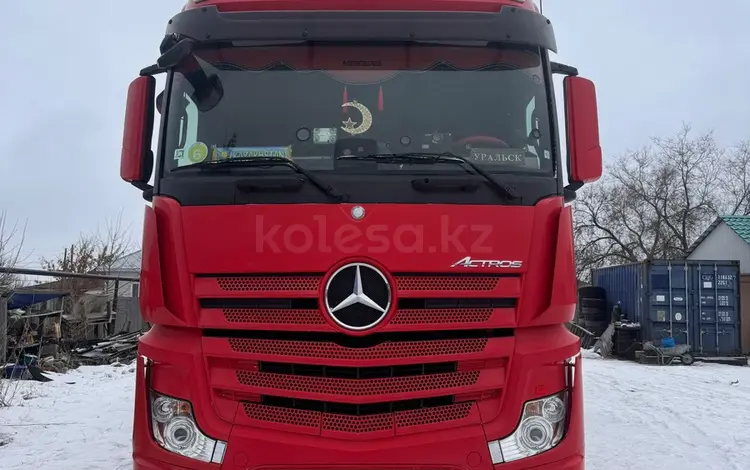 Mercedes-Benz  Actros 2015 года за 28 000 000 тг. в Уральск