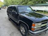 Chevrolet Tahoe 1995 годаүшін4 700 000 тг. в Алматы