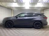 Toyota Highlander 2021 года за 23 500 000 тг. в Алматы – фото 3