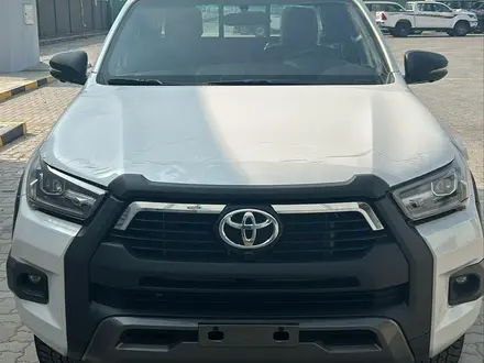 Toyota Hilux 2024 года за 26 000 000 тг. в Актау