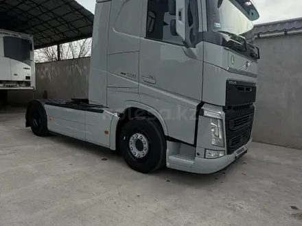 Volvo  FH 2021 года за 47 500 000 тг. в Шымкент