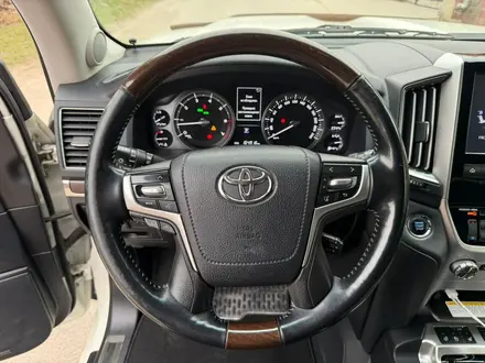 Toyota Land Cruiser 2019 года за 34 000 000 тг. в Алматы – фото 6