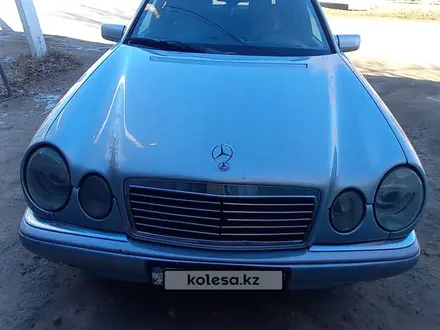 Mercedes-Benz E 280 1996 года за 2 500 000 тг. в Айтеке би – фото 5