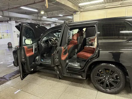 Lexus LX 570 2018 года за 49 000 000 тг. в Астана – фото 3