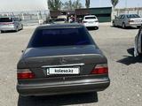 Mercedes-Benz E 220 1994 года за 3 000 000 тг. в Кызылорда – фото 3