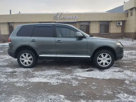 Volkswagen Touareg 2008 года за 6 400 000 тг. в Караганда – фото 5