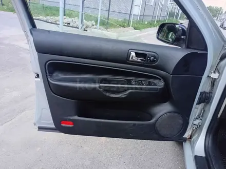 Volkswagen Golf 1999 года за 1 850 000 тг. в Алматы – фото 10