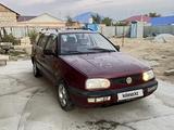 Volkswagen Golf 1994 годаүшін1 000 000 тг. в Атырау