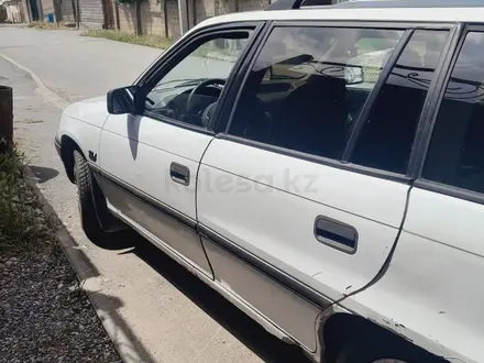 Opel Astra 1992 года за 850 000 тг. в Шымкент – фото 2