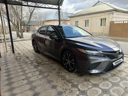 Toyota Camry 2018 года за 11 500 000 тг. в Кызылорда – фото 6