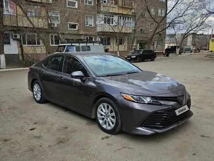 Toyota Camry 2019 года за 13 000 000 тг. в Жезказган – фото 3