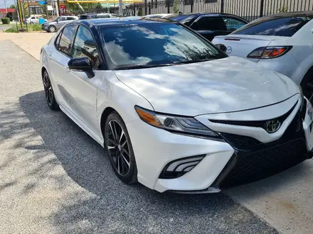 Toyota Camry 2019 года за 9 999 999 тг. в Шымкент