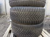 Goodyear UltraGrip Performance 275/40R22 107V за 400 000 тг. в Алматы – фото 4