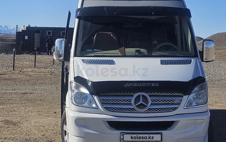 Mercedes-Benz Sprinter 2009 года за 23 000 000 тг. в Алматы