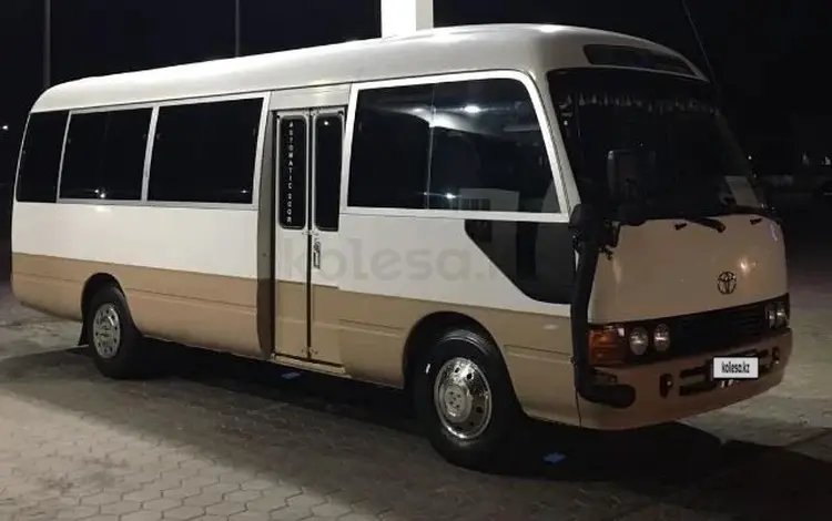 Toyota  Coaster 2008 годаүшін8 000 000 тг. в Астана