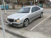 Mercedes-Benz E 320 2000 года за 2 250 000 тг. в Алматы