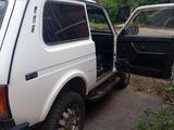 ВАЗ (Lada) Lada 2121 1998 годаүшін1 500 000 тг. в Щучинск – фото 5