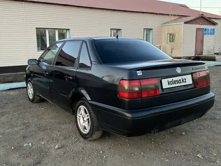 Volkswagen Passat 1995 года за 1 100 000 тг. в Астана – фото 9