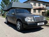 Mercedes-Benz E 230 1989 годаүшін660 000 тг. в Талдыкорган – фото 2